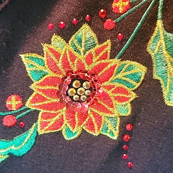 Quacker Factory 3/4 sleeve shirt with poinsettia design Size 3X Almost New - Picture 2 of 6